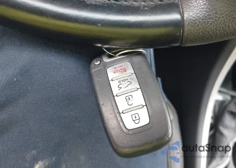 2011 Hyundai Sonata Limited из США, поврежденный, VIN 5NPEC4AC3BH144077